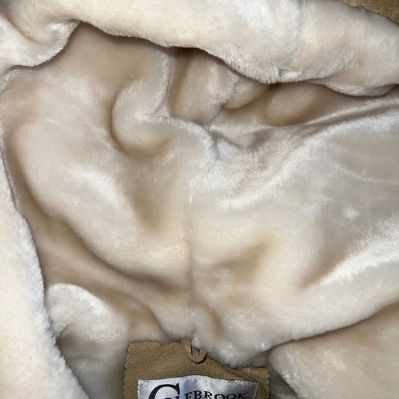 EUC Women's COLEBROOK & CO. Leather Cowhide Coat. Heavy duty - Picture 3 of 7